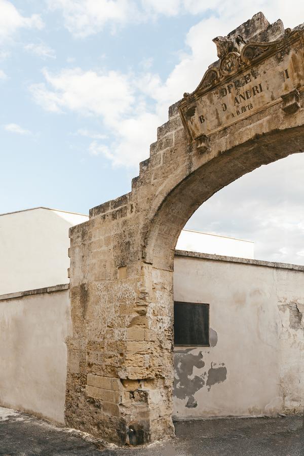 Il Borgo Ritrovato - Albergo Diffuso Montescaglioso Luaran gambar